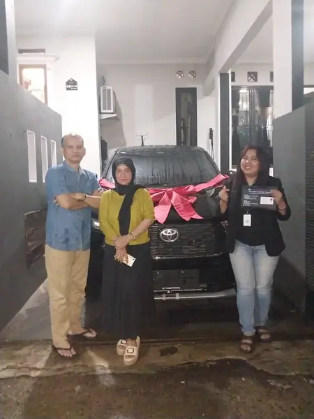 sales toyota bsd tangerang