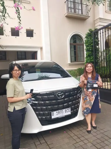 sales toyota bsd tangerang